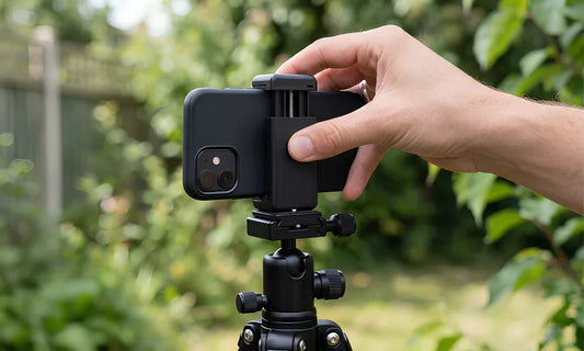 Trépied universel compatible avec plusieurs modèles de smartphones