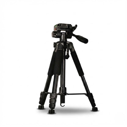 Trépied appareil photo 140 CM grips en mousse sur fond blanc