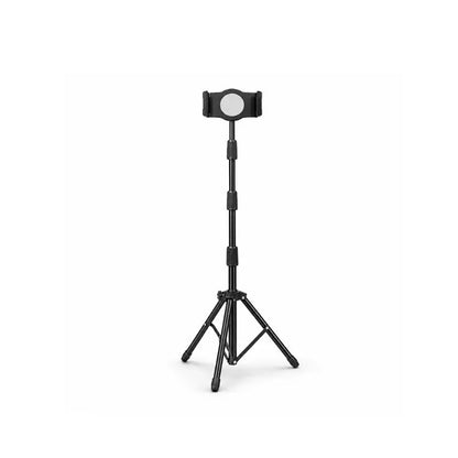 Trépied pour tablette noir extensible 160 cm, support tablette horizontal en haut avec attaches laterales, tige télescopique noire et trois pieds déployés, sur fond blanc
