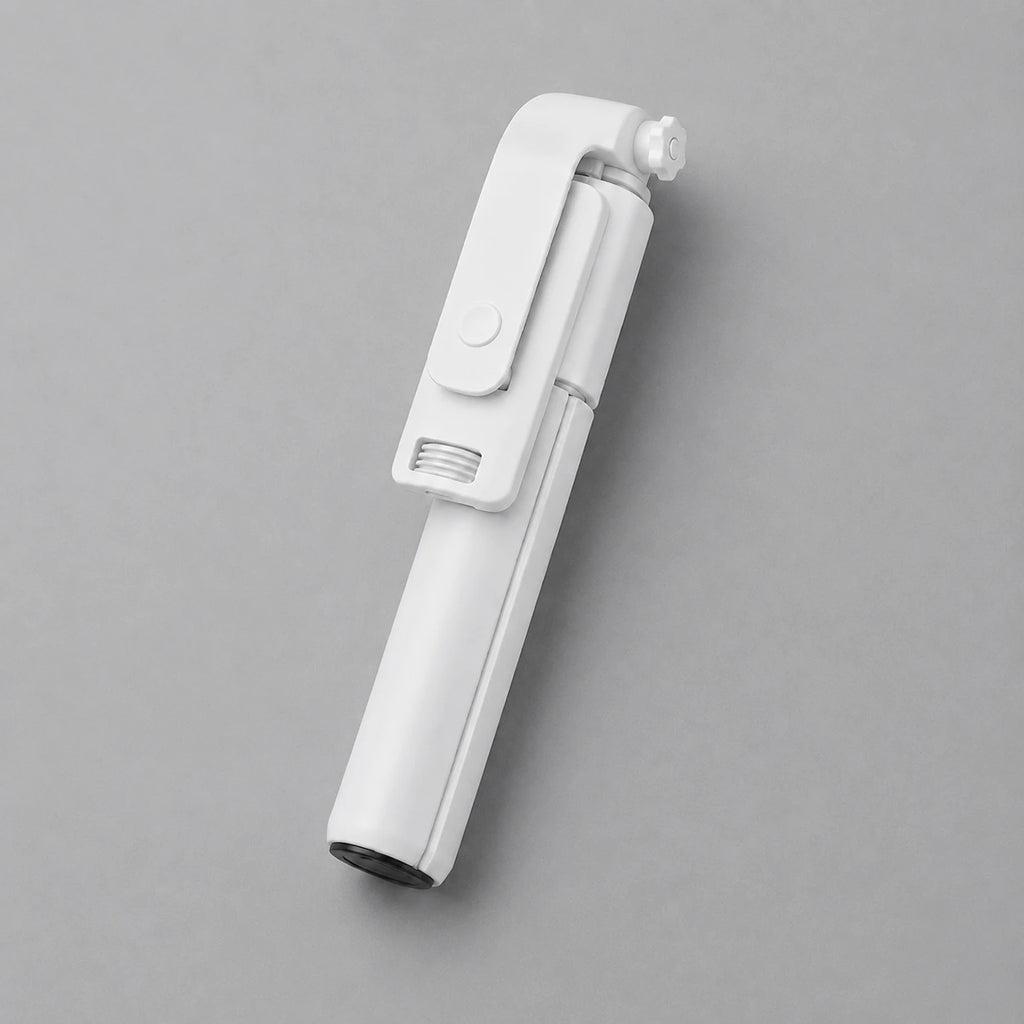 Mini Trépied Téléphone 70 CM Blanc - mise en situation du trépied pour téléphone, iPhone & Android, Perche Selfie & Télécommande Bluetooth