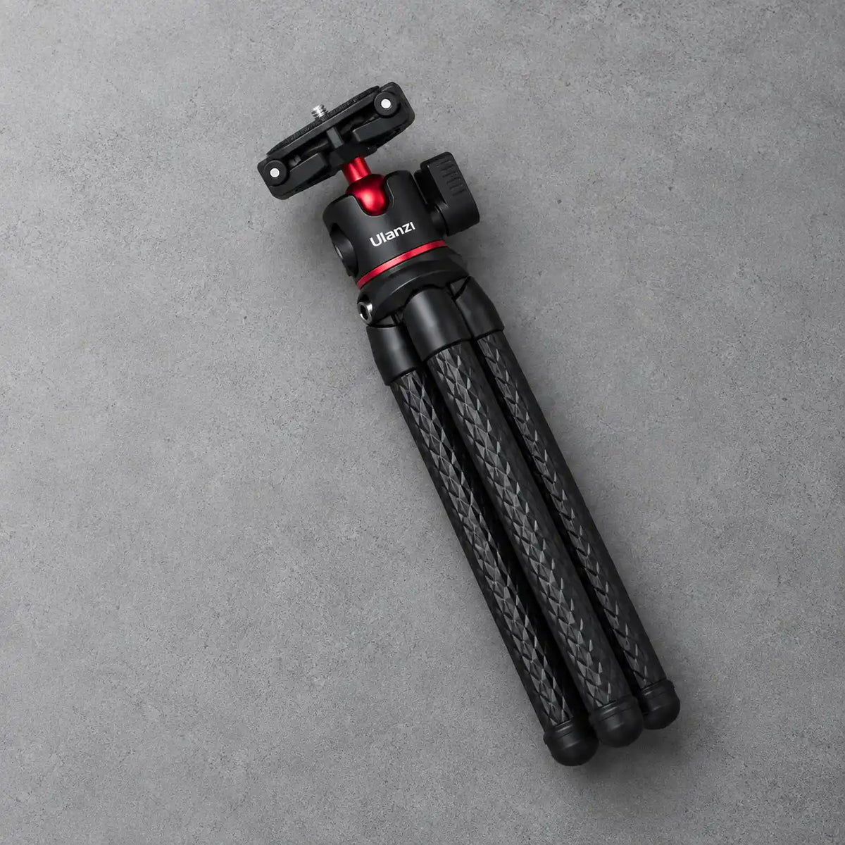 Trépied Flexible 32 CM Noir - vue complémentaire du trépied pour téléphone, DSLR & Smartphone, Griffe Froide & Vis 1/4 Pouce inclus