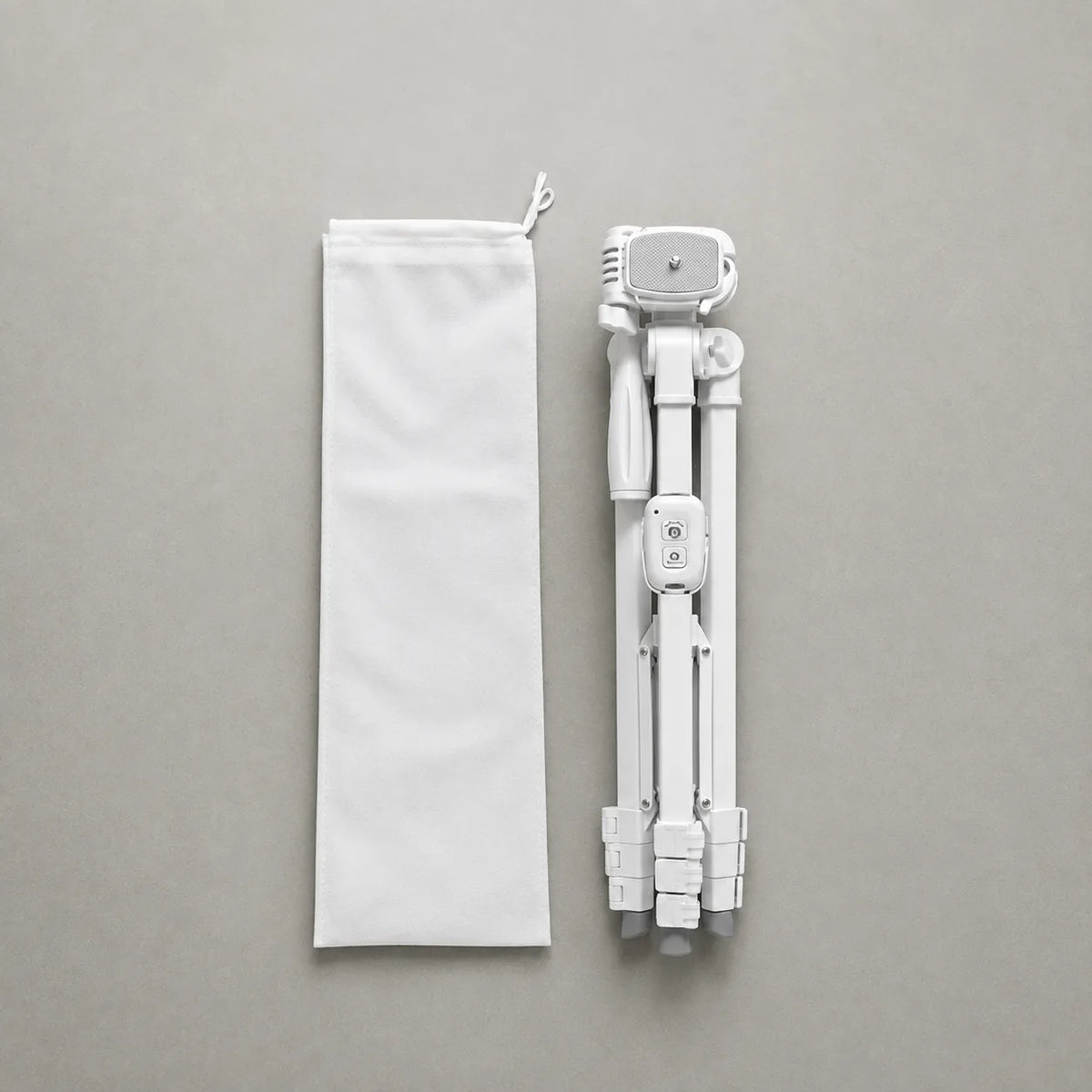 Trépied iPhone 152 CM Blanc - mise en situation du trépied pour téléphone, Support Téléphone