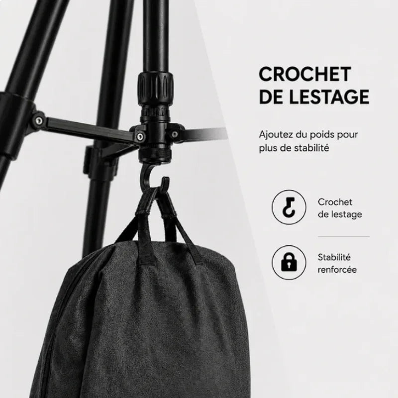 Gros plan crochet de lestage trépied noir avec sac suspendu - infographie crochet de lestage pour plus de stabilité renforcée