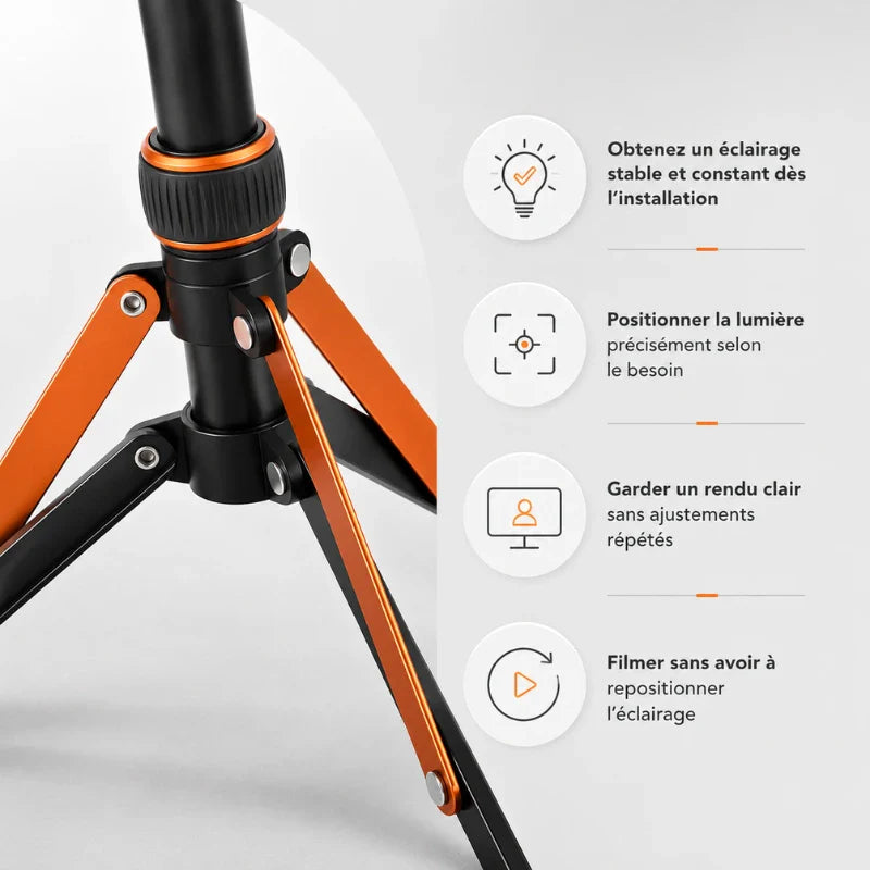 Gros plan sur la jonction des pieds du trépied lumiere noir et orange - infographie 4 avantages : éclairage stable, positionnement précis, rendu clair, filmez sans repositionner