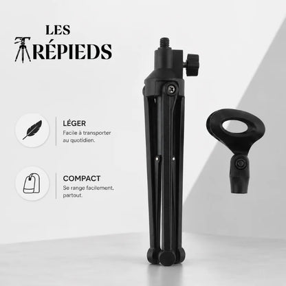 Trépied micro noir replié et pince micro universelle séparée posés devant fond clair - logo Les Trépieds, léger et compact