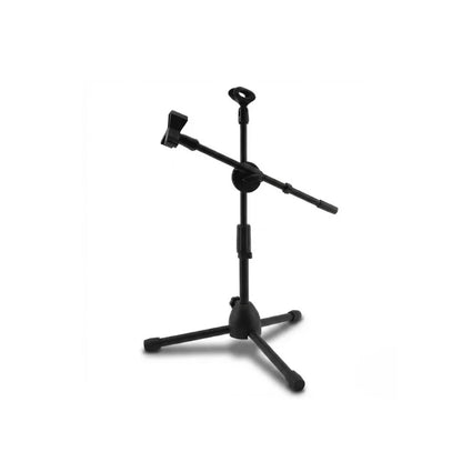 Trépied micro noir 80 cm avec bras horizontal incline, support micro en pince noire et clip téléphone noir, trois pieds déployés, sur fond blanc