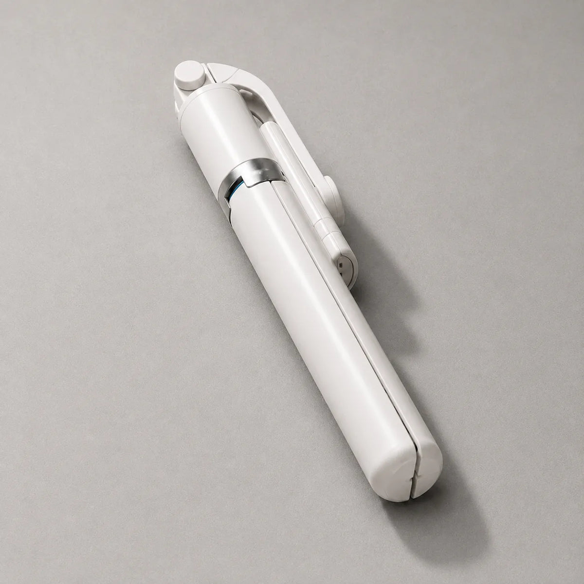 Trépied Téléphone 170 CM Blanc Aluminium - accessoires inclus avec le trépied pour téléphone, iPhone & Android, Stable à Pleine Extension & Télécommande incluse